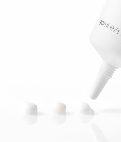 Comodex Moist and Illuminate Eye Treatment – Crema contorno occhi